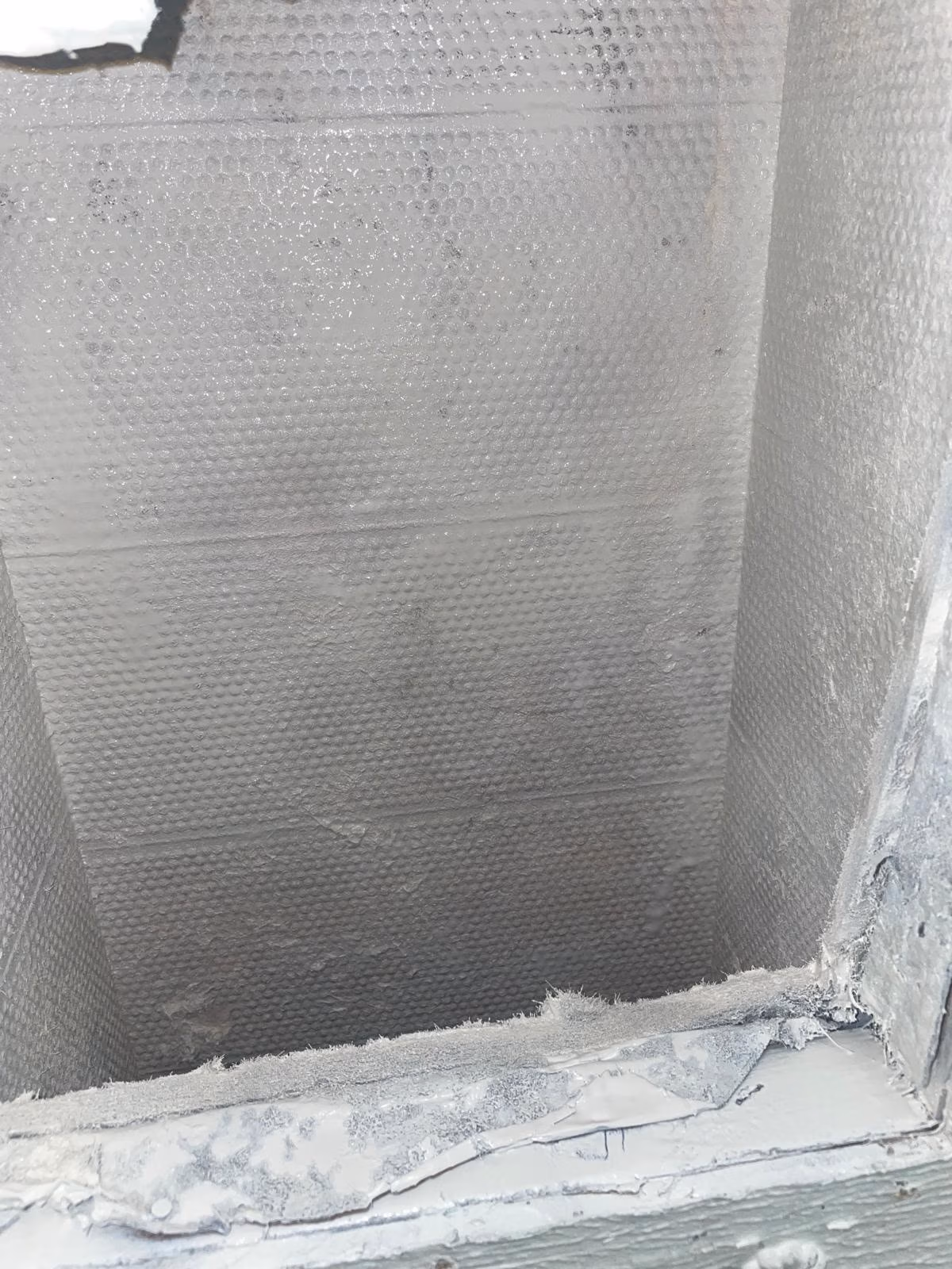 Residential full-detail air duct cleaning in East Houston, TX (77029) - register grille