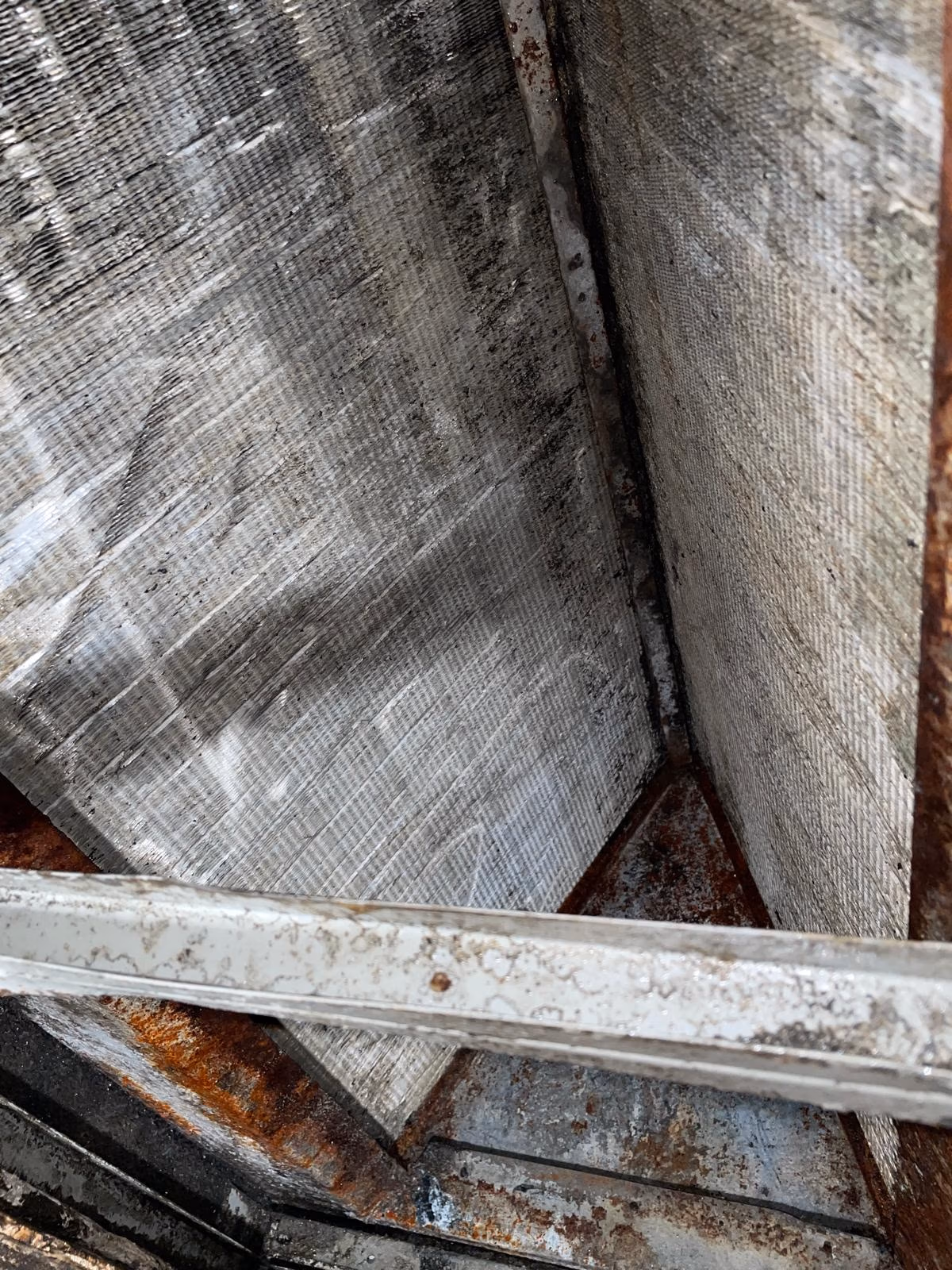 Residential full-detail air duct cleaning in East Houston, TX (77029) - ceiling vent